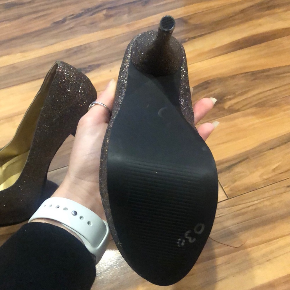 Madden Girl Sparkly Platform Pumps - Picture 4 of 6